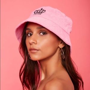 NWT Juicy Couture Light Pink Bucket Hat Embroidered Logo Terry Cloth